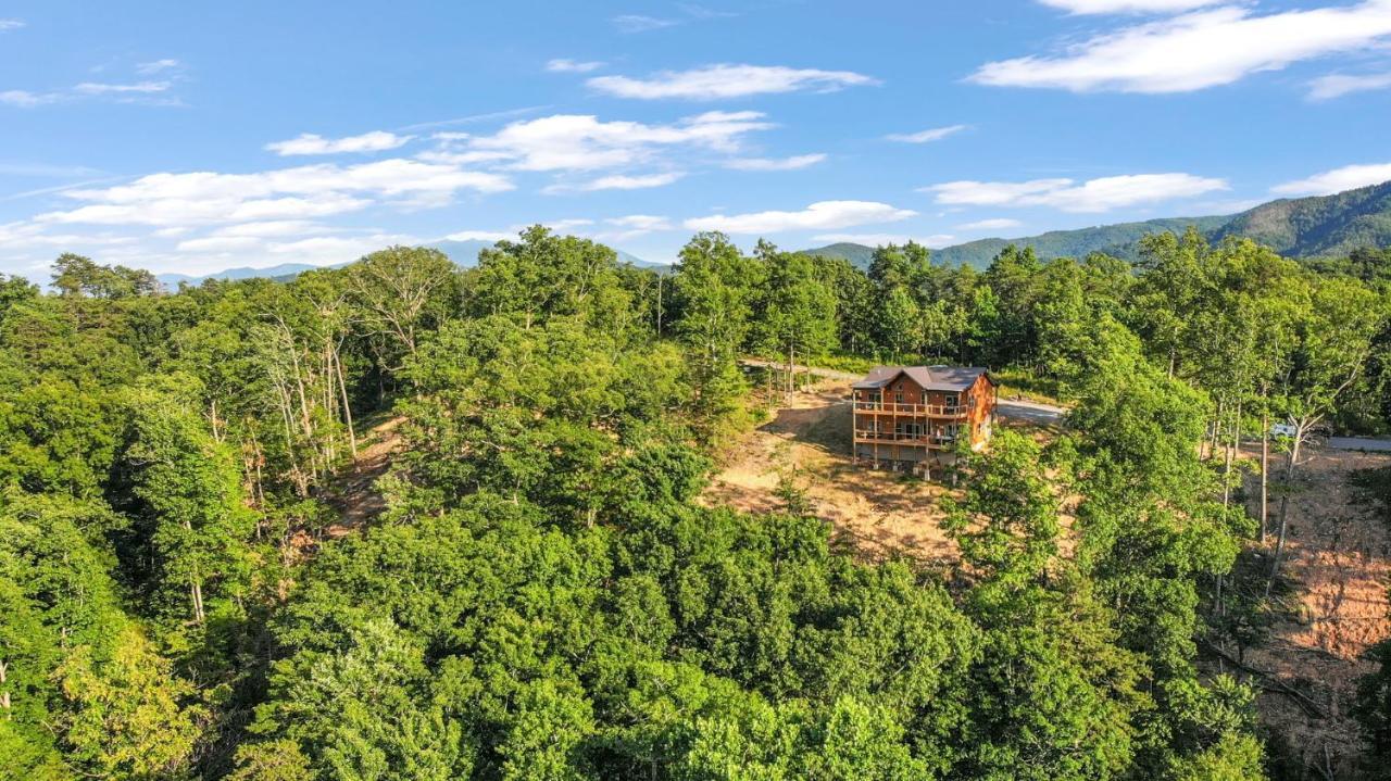 New / 3 King Suites / Sleeps12 / View / 5 Mi To Pf / Hot Tub Sevierville Buitenkant foto